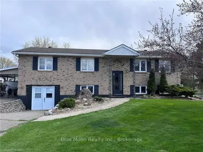 138 Bayview Drive, Greater Napanee, On K7r 3k8