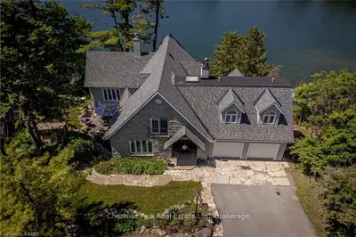1656 St Lawrence Avenue, Kingston, On K7l 4v1