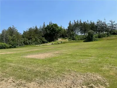 . County 9 Road, Greater Napanee, On K7r 3k8