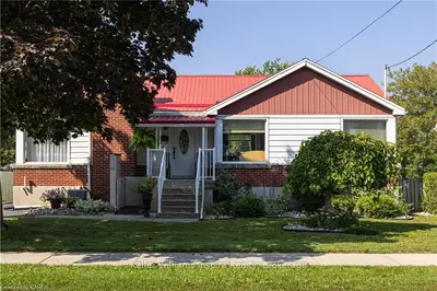 738 Portsmouth Avenue, Kingston, On K7m 1w5