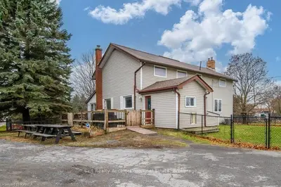 8061 County Road 2, Greater Napanee, On, K0k 2w0