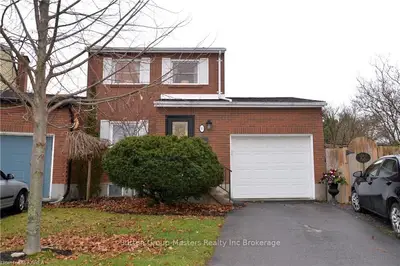 10 NEWCOURT Place, Kingston, ON K7M 6Y1