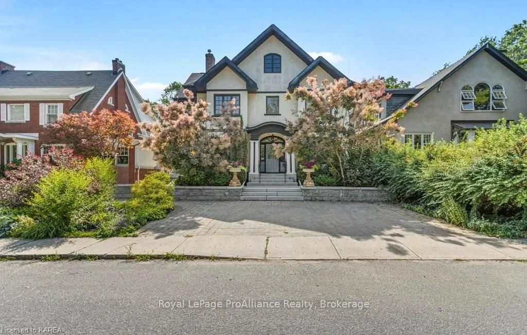 56 Kensington Avenue, Kingston, On K7l 4b5