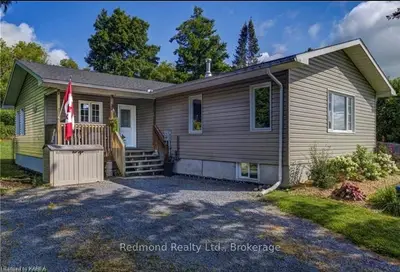1382 COUNTY ROAD 2, Leeds and the Thousand Islands, ON, K0E 1R0