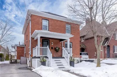30 Traymoor Street, Kingston, On K7l 4k8