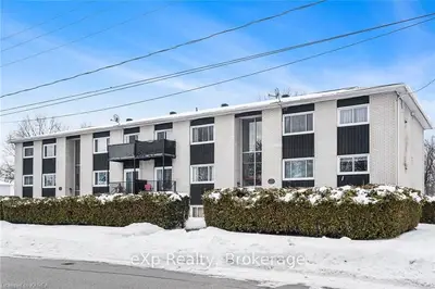 14 Scace Avenue 15, Brockville, On K6v 2a4