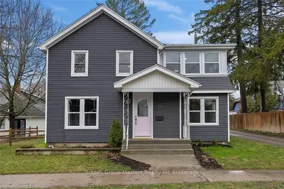 160 Charles Street S, Gananoque, On K7g 1w3