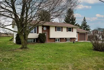 113 Main St, Leeds And The Thousand Islands, On, K0e 1n0