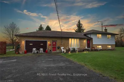 532 Petworth Road, Stone Mills, On K0k 3n0