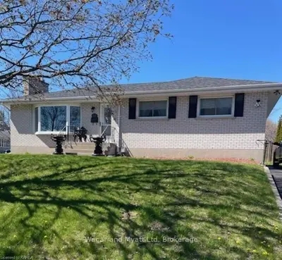 43 Gearin Street, Quinte West, On K8v 3y3