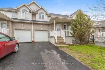 700 Mclean Court, Kingston, On K7k 7l8