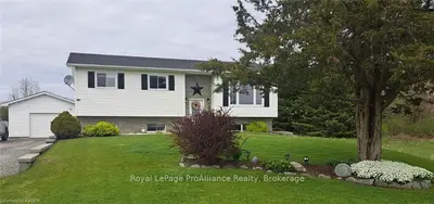 162 Station Road, Front Of Leeds & Seeleys Bay, On K7g 2v3