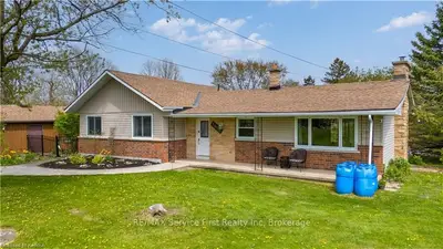 1658 Battersea Road, Kingston, On K0h 1s0