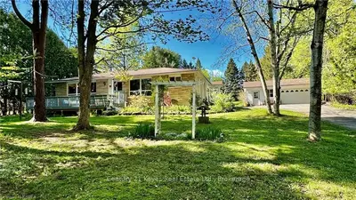 116 Cross Cemetery Road, Front Of Leeds & Seeleys Bay, On K0e 1l0