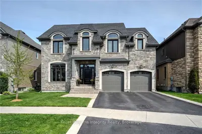 1202 Crossfield Avenue, Kingston, On K7p 0a1
