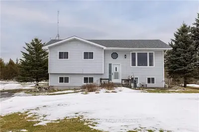 332 Centreville Road, Stone Mills, On K0k 1n0