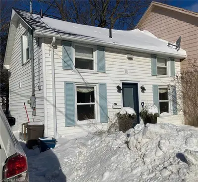 398 BARRIE Street, Kingston, ON K7K 3T7