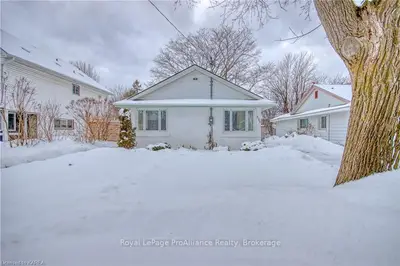 220 Westdale Avenue, Kingston, On K7l 4s5