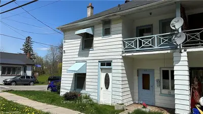 484 King Street W, Gananoque, On K7g 2g9