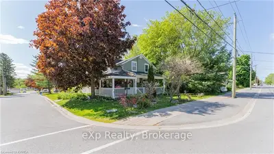 118 Thomas Street E, Greater Napanee, On K7r 1l2