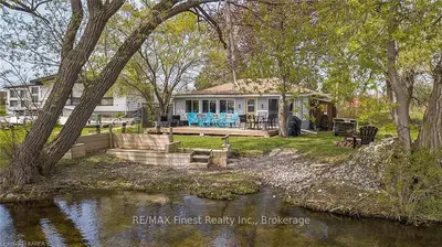 9658 Highway 33 #c, Greater Napanee, On, K7r 3k7