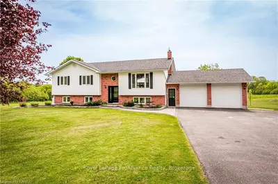 2925 Alton Road E, Frontenac, On K0h 2t0