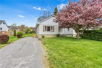 1462 Montreal Street, Kingston, On K7k 3l9