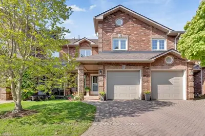 1098 King Street W 18, Kingston, On K7m 8j2
