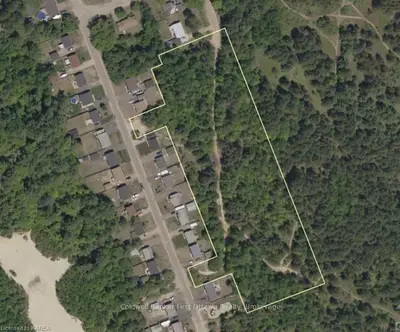PART LOT 1 WILSON Street, Laurentian Hills, ON K0J 1J0