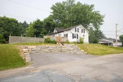 291 Church Street, Greater Napanee, On K7r 1c5