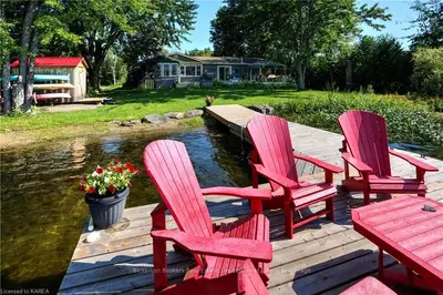 912 Moonlight Lane, Leeds And The Thousand Islands, On K0e 1l0