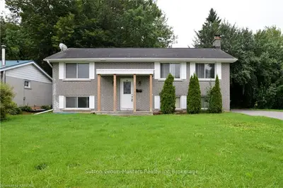 309 Chelsea Road, Kingston, On K7m 3z5
