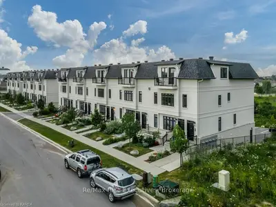 1015 Terra Verde Way 205, Kingston, On K7p 0t8