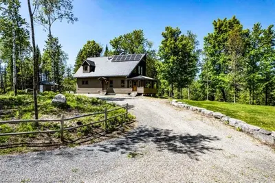 223 Pretty Drive, Lanark Highlands, On K0g 1k0