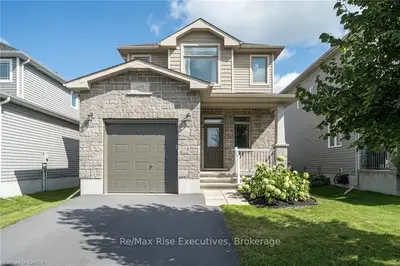 1450 Kendal Avenue, Kingston, On K7p 0l6