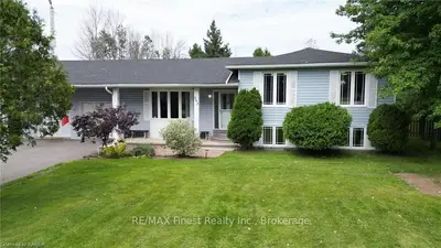 503 Scotland Road, Loyalist, On K0h 2h0