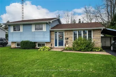 396 Georgiana Street, Gananoque, On K7g 1n2