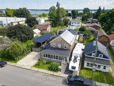 257 James Street E, Prescott, On K0e 1t0