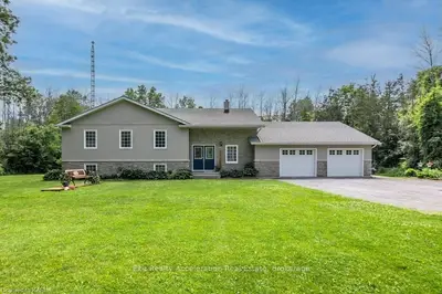 60 Gerow Road, Greater Napanee, On K7r 3l2