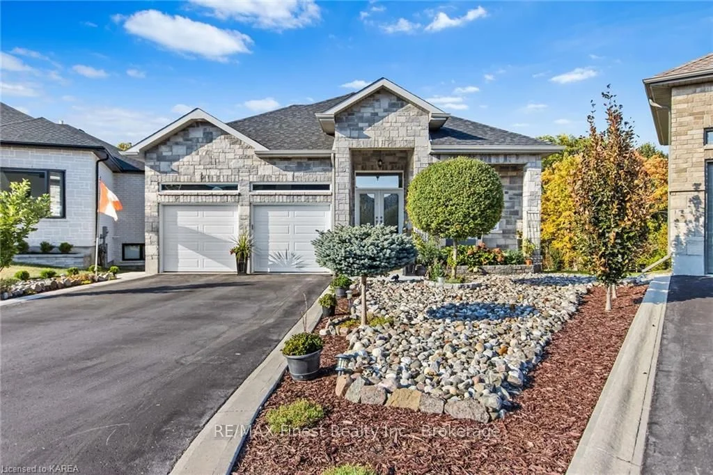 206 Pauline Tom Avenue, Kingston, On K7k 0g1