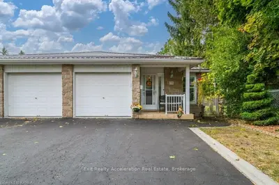 10 SLASH Road, Greater Napanee, ON K7R 2Z7