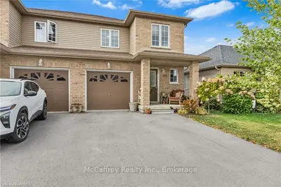 100 KANVERS Way, Greater Napanee, ON K7R 3X6