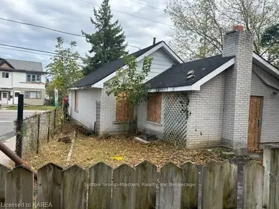296 Division Street, Kingston, On K7k 3z8
