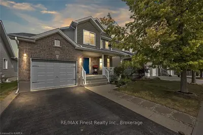 1404 Crossfield Avenue, Kingston, On K7p 0c5