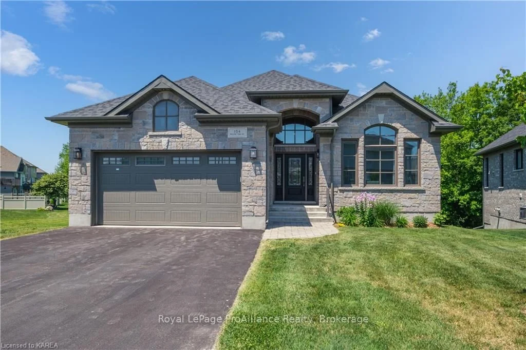 154 Pauline Tom Avenue, Kingston, On K7k 0g1