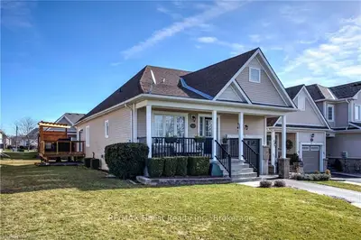 488 Country Club Drive, Loyalist, On K0h 1e0