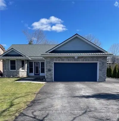 36 SARAH Street, Greater Napanee, ON K7R 3X4