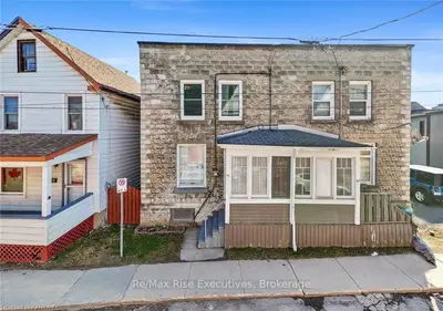 89 Chatham Street, Kingston, On K7k 4h1