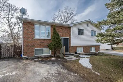 218 Newburgh Road, Greater Napanee, On K7r 1c9