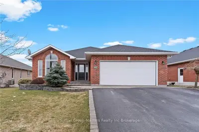 412 Bridge Street W, Greater Napanee, On K7r 3l1